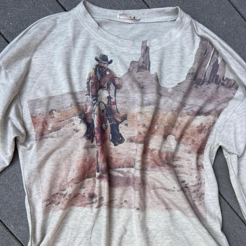 Western Design Crewneck